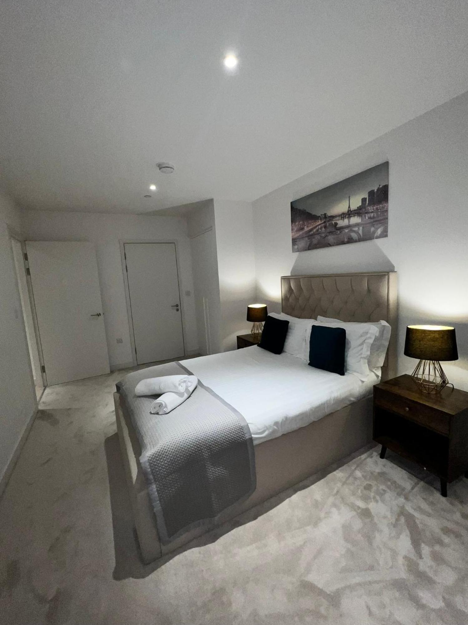 לונדון Stylish Apartment Docklands מראה חיצוני תמונה